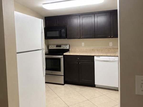 10701 ROYAL PALM Boulevard, Unit 12, Coral Springs, FL 33065