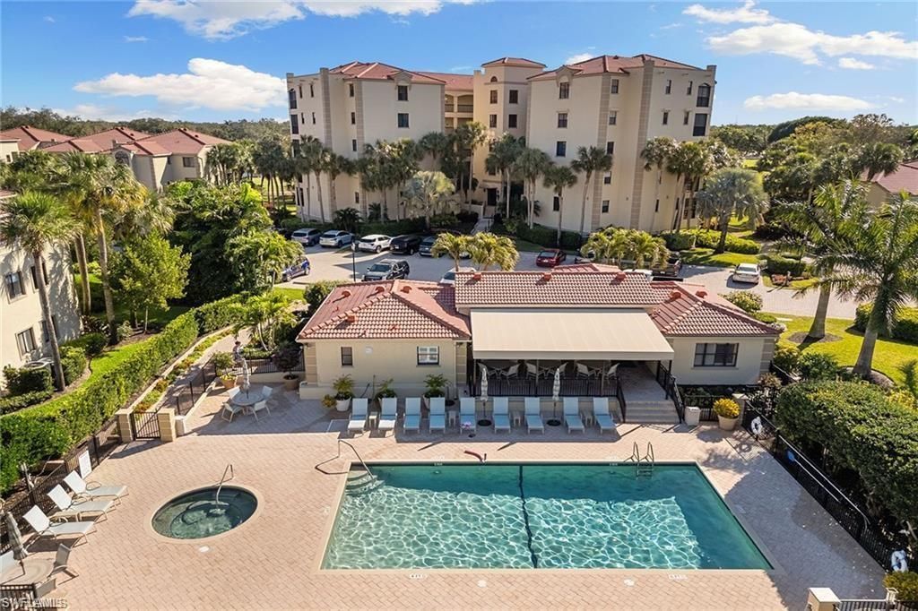 7056 Pelican Bay Blvd , Unit 105, Naples, FL 34108 Photo