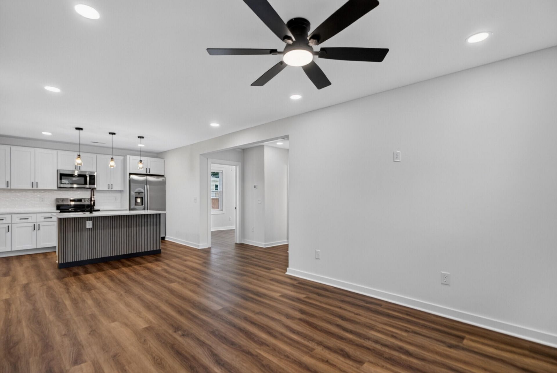 2651 Lawrence Street Photo 7