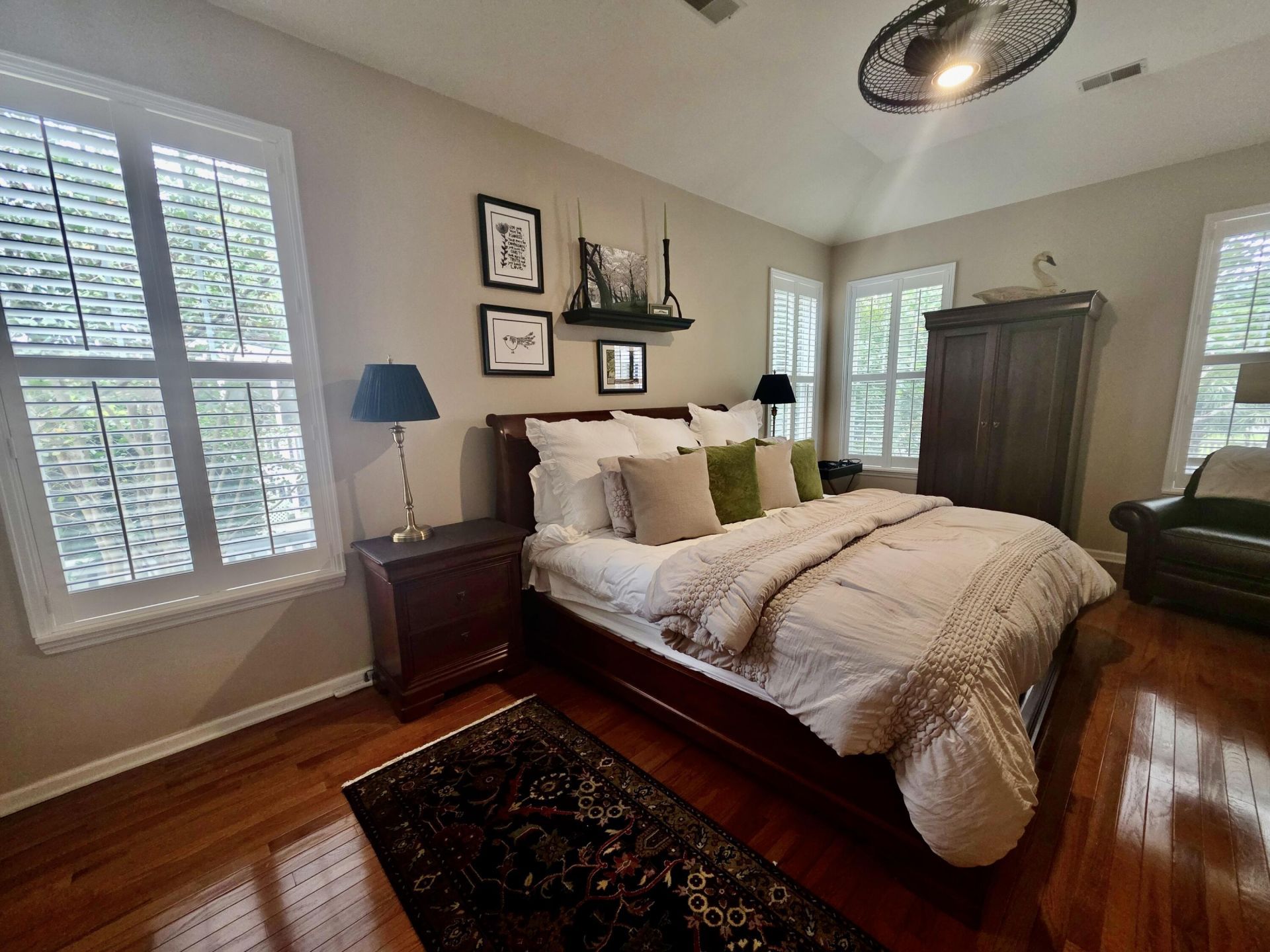 147 Brady Street Photo 13