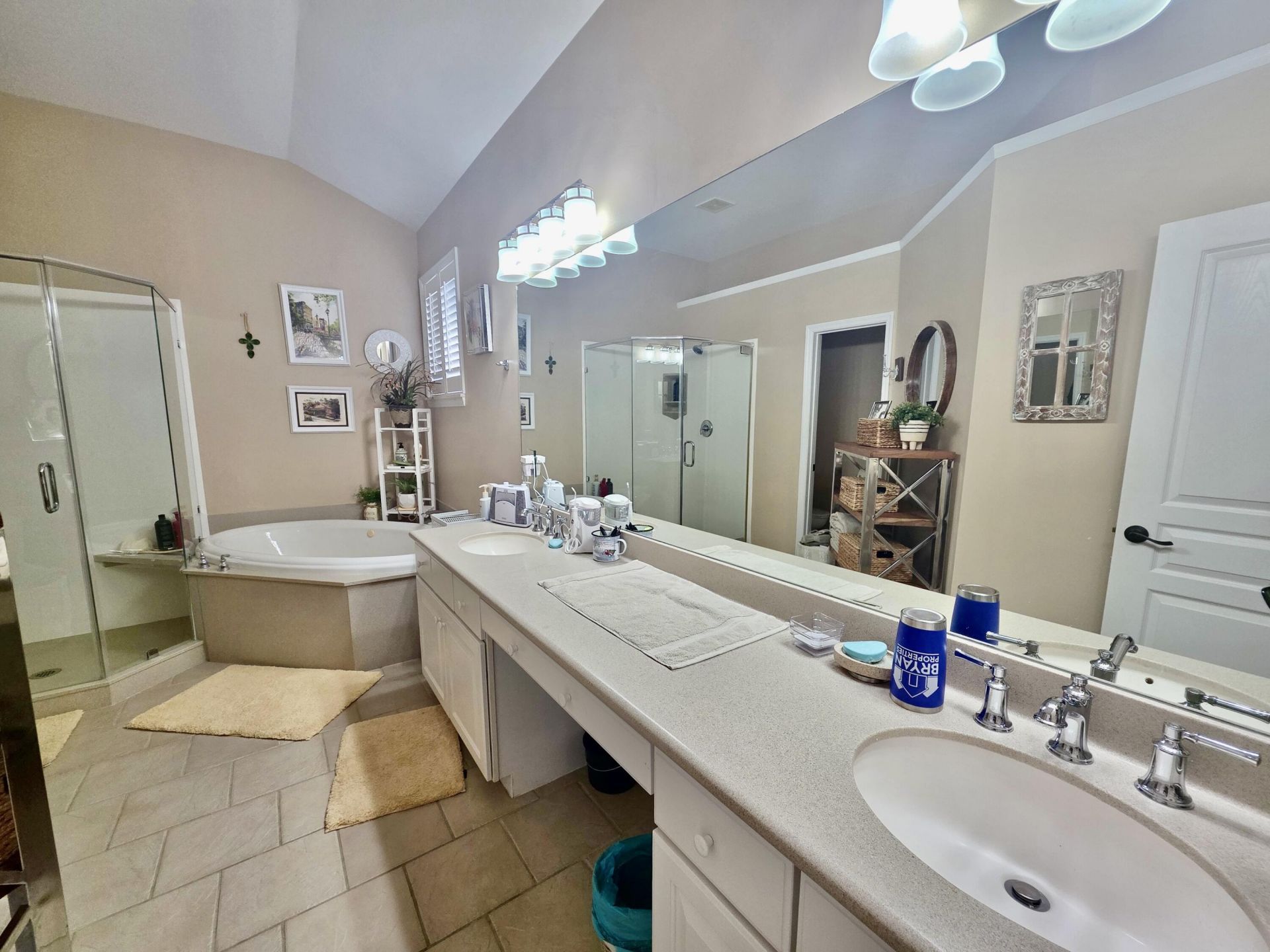 147 Brady Street Photo 15