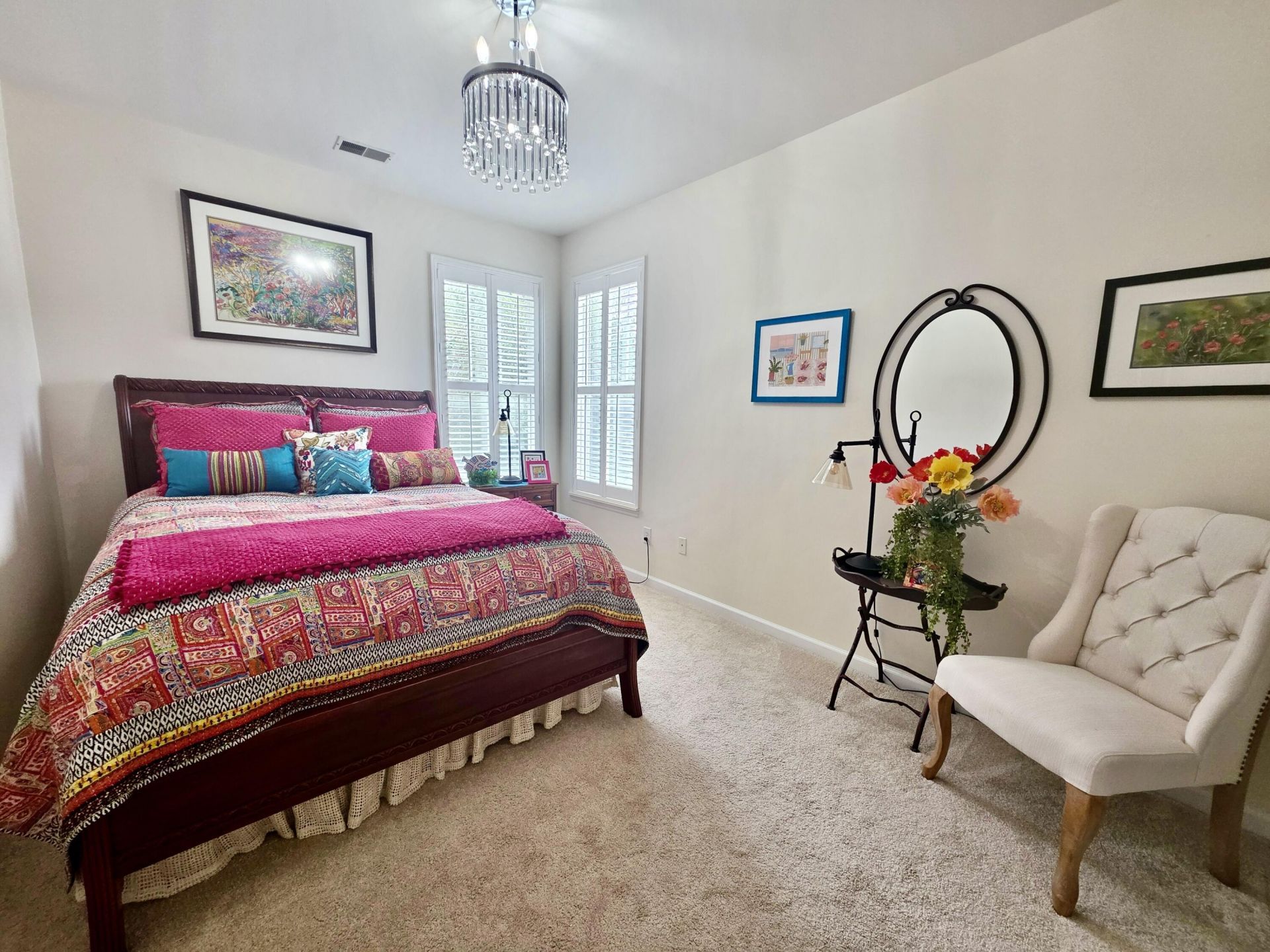 147 Brady Street Photo 19