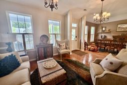 147 Brady Street photo 4
