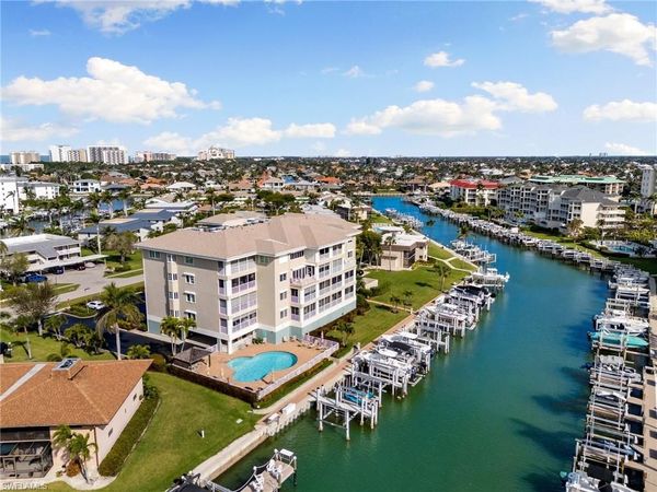 907 Panama CT , Unit 303, MARCO ISLAND, FL 34145