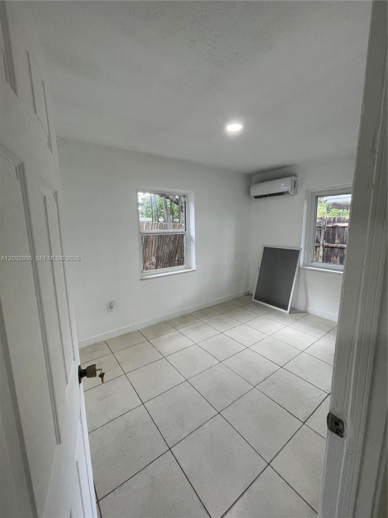 13845 NW 6th Ave , North Miami, FL 33168 Photo