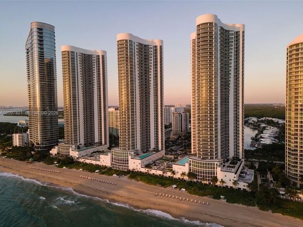 15901 Collins Ave, Unit 405, Sunny Isles Beach, FL 33160