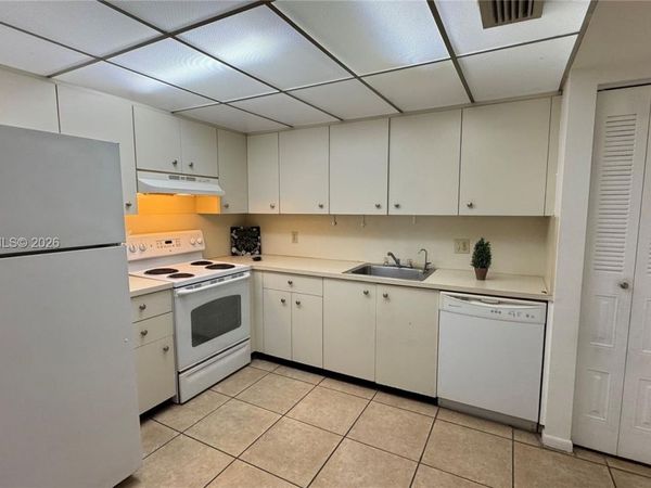 251 SW 132nd Way , Unit 410H, Pembroke Pines, FL 33027
