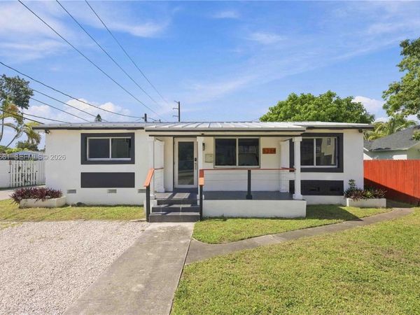 1324 N 24th Ave, Hollywood, FL 33020
