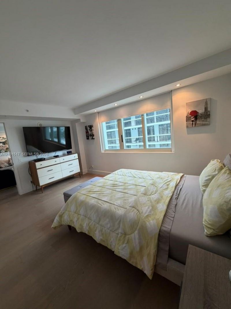 9499 Collins Ave , Unit 907, Surfside, FL 33154 Photo