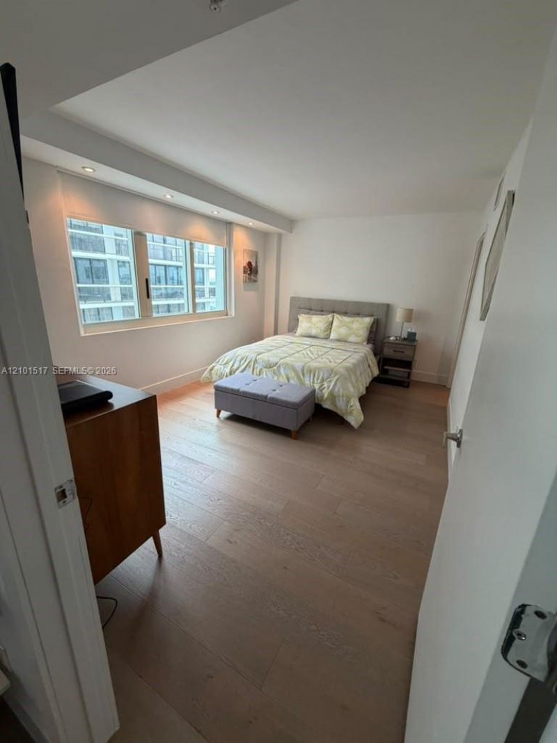 9499 Collins Ave , Unit 907, Surfside, FL 33154 Photo