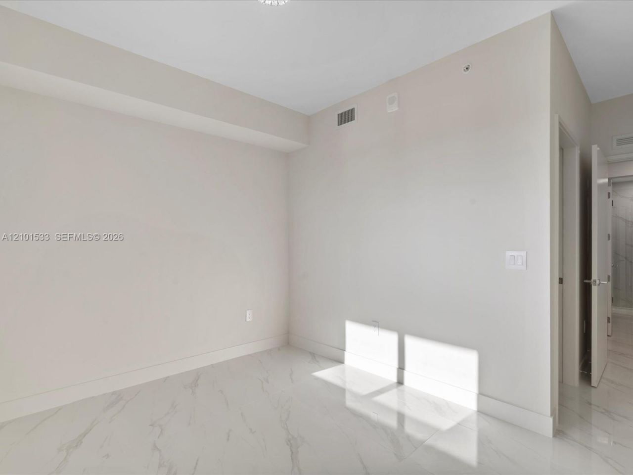 700 NE 24 Street , Unit 4906, Miami, FL 33137 Photo
