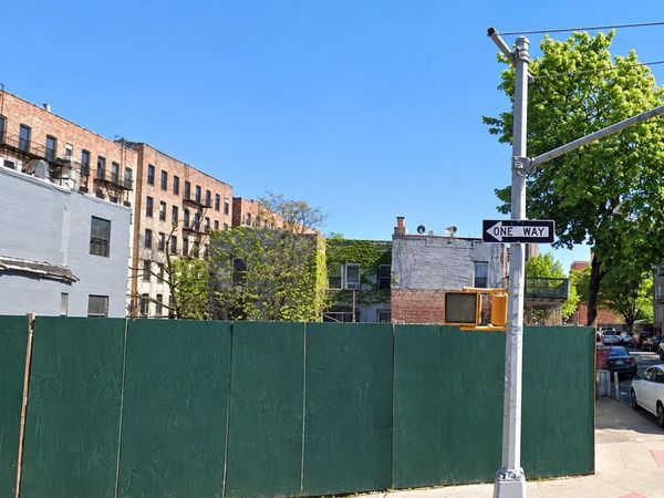 749 E 183rd Street , Bronx, NY 10458