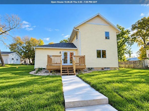 527 4th Street NE, Mason City, IA 50401