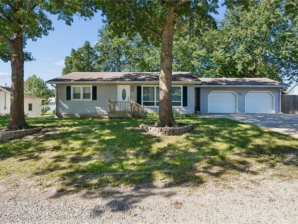 412 S Cedar Street, Gallatin, MO 64640