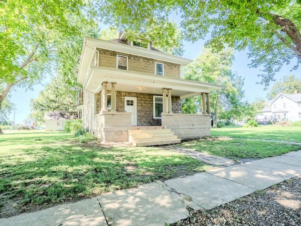 507 S Griffin Street , Armington, IL 61721