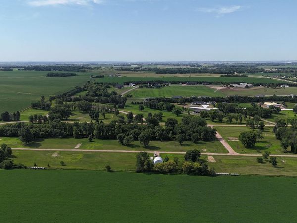 47546 Jademan Ct, Renner, SD 57055