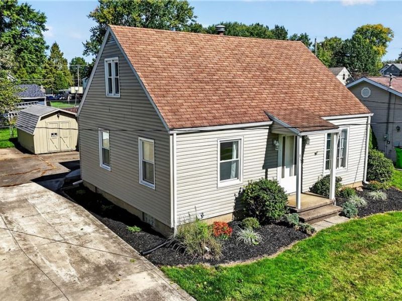 613 W Fike Avenue, Orrville, OH 44667 Photo 3