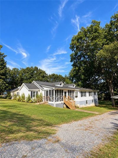 318 Pine Street , Cedartown, GA 30125 Main Photo