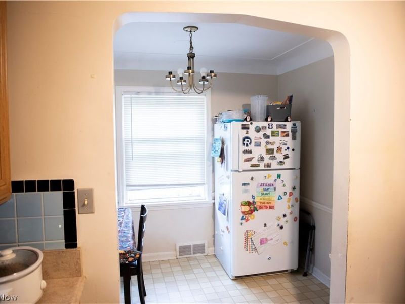 4218 Verona Road, Cleveland, OH 44121 Photo 3
