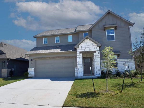 206 Pico ST, Hutto, TX 78634