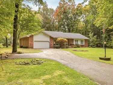 1166 E Phillips Court, Homer Township, Mi 48640
