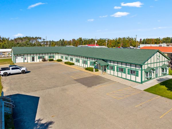 2058 S Otsego Avenue, Gaylord, MI 49735