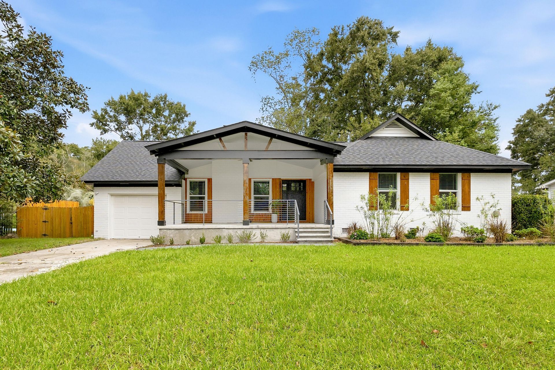 111 Flicker Lane Photo 9