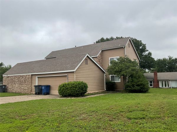 6505 S 81st East East Place , Tulsa, OK 74133