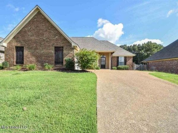 112 E Clearview Drive, Madison, MS 39110
