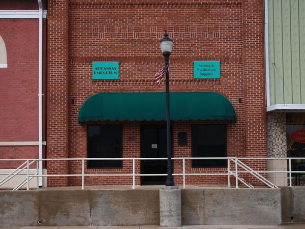 105 N Main Street , Nashville, AR 71852