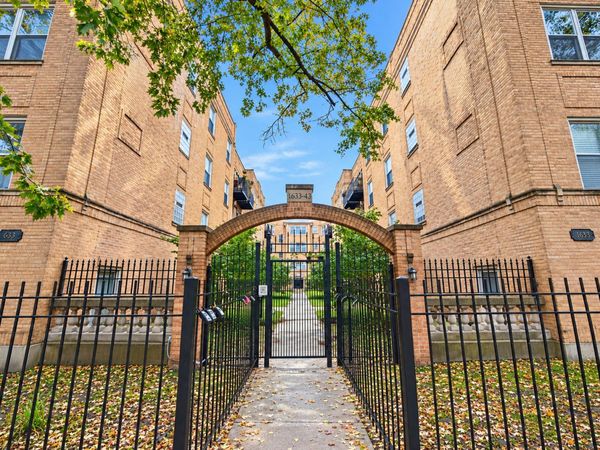 1641 W Farwell Avenue , Unit 2N, Chicago, IL 60626