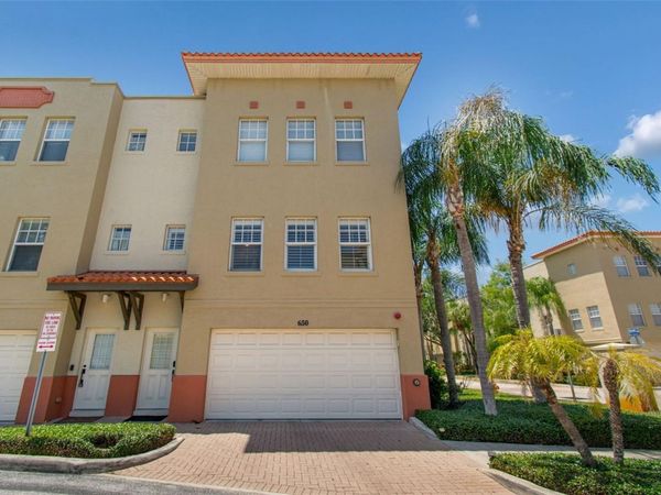 650 SIREN WIND LANE , CLEARWATER, FL 33756