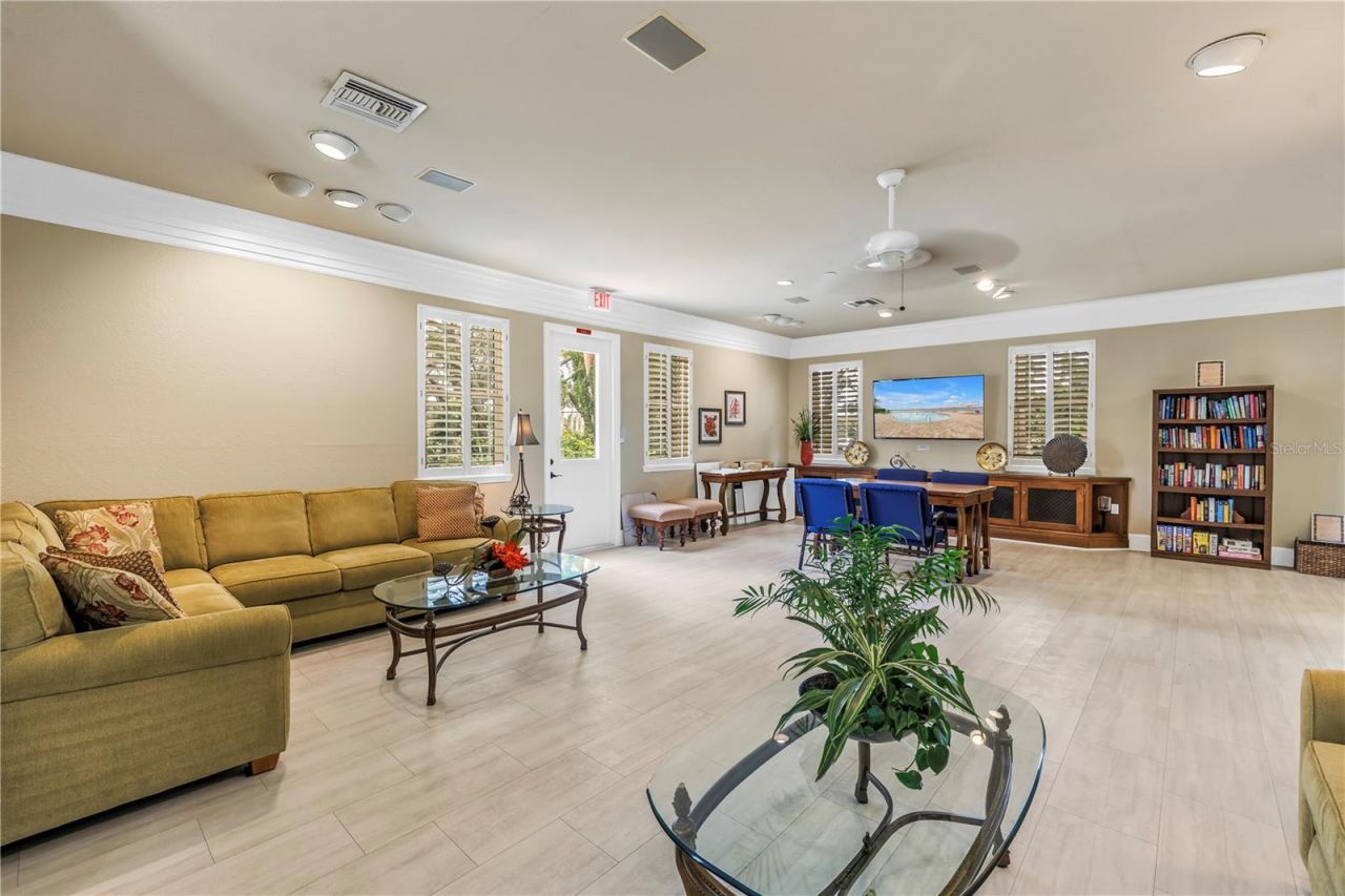 4981 Bacopa Lane S, Unit 602, Saint Petersburg, FL 33715 Photo