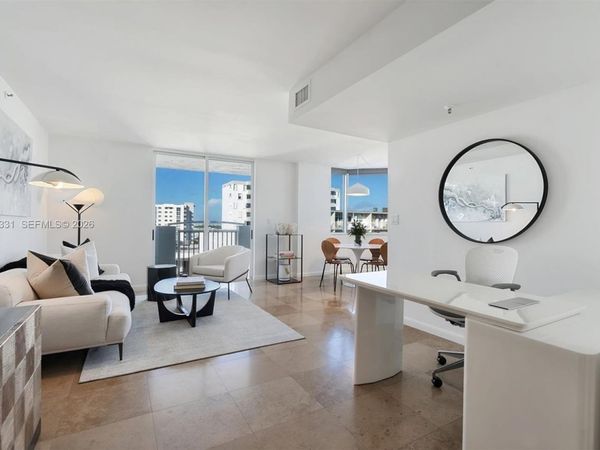 1621 Bay Rd , Unit 901, Miami Beach, FL 33139