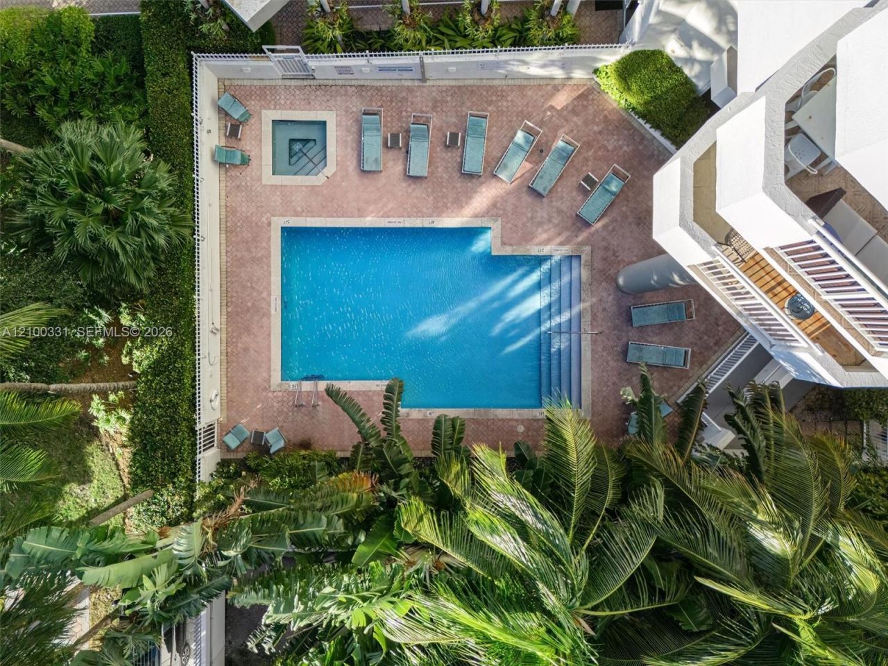 1621 Bay Rd, Unit 901, Miami Beach, FL 33139 Photo