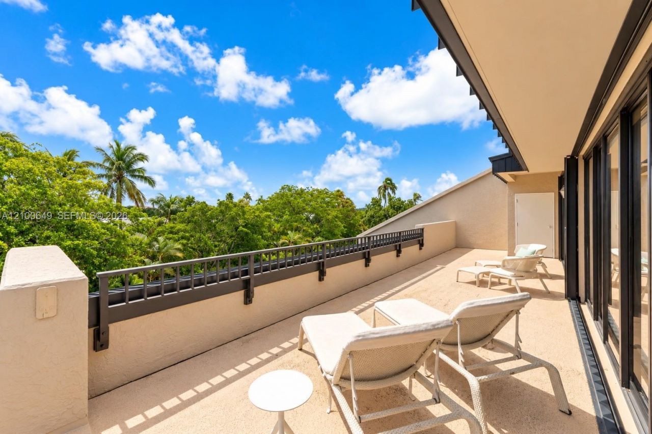 151 Crandon Blvd , Unit 310, Key Biscayne, FL 33149 Photo