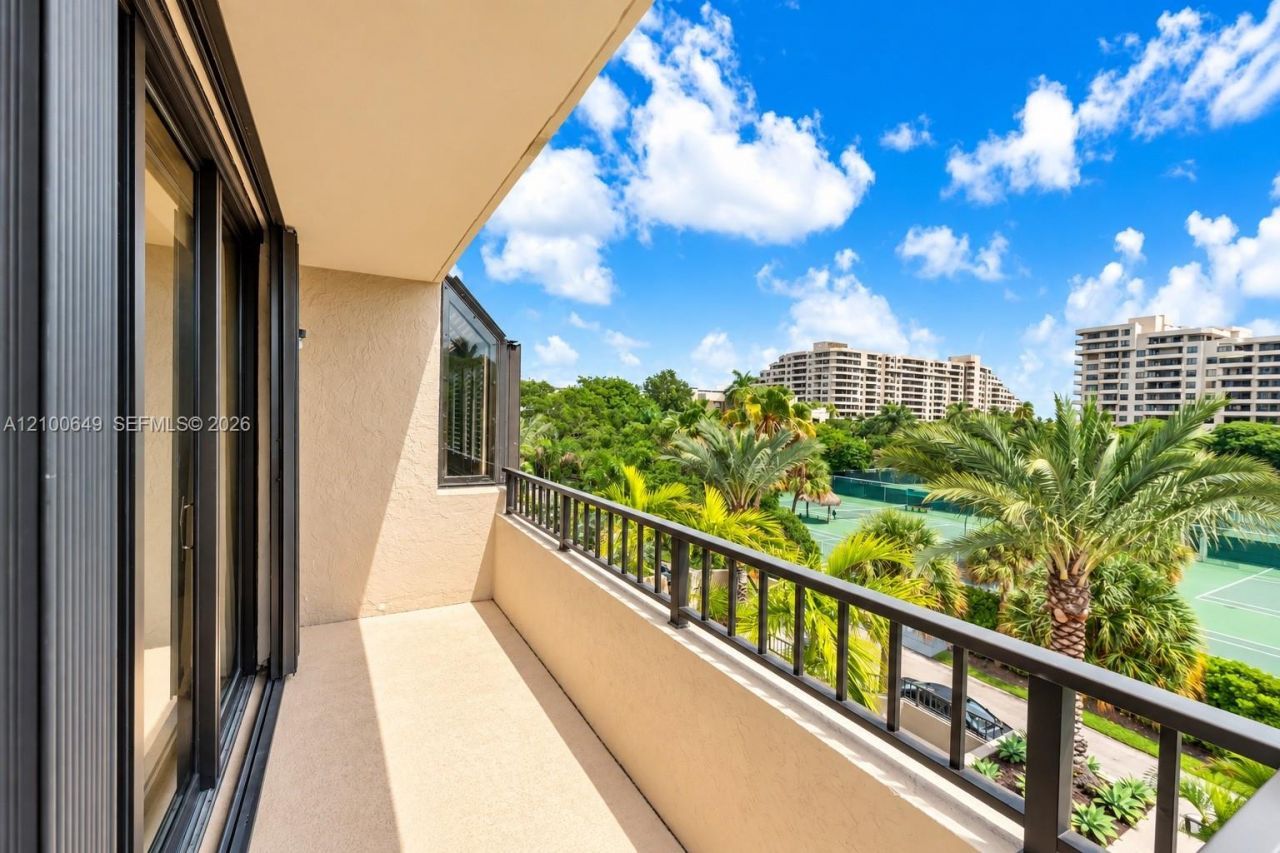151 Crandon Blvd , Unit 310, Key Biscayne, FL 33149 Photo
