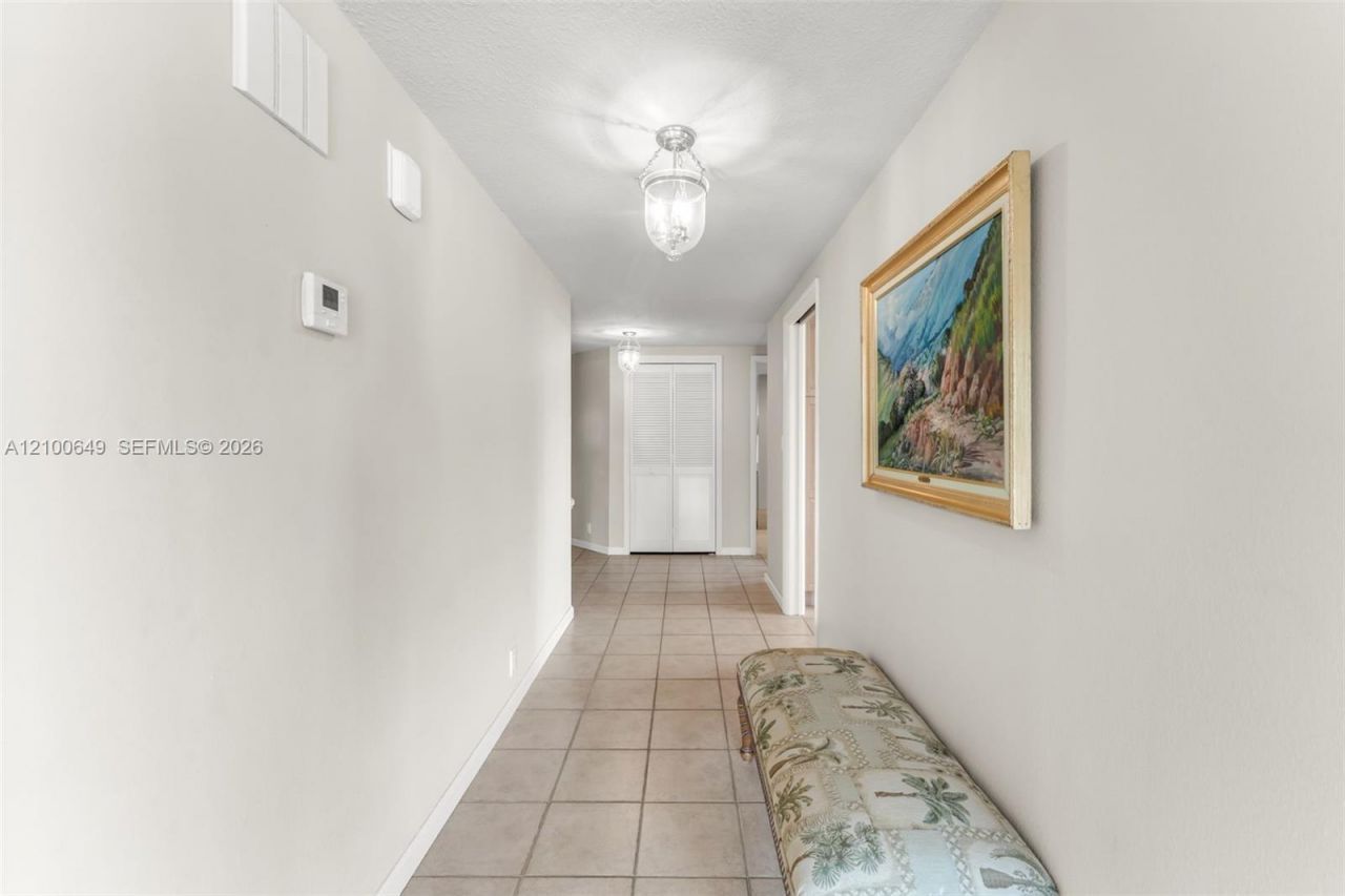 151 Crandon Blvd , Unit 310, Key Biscayne, FL 33149 Photo