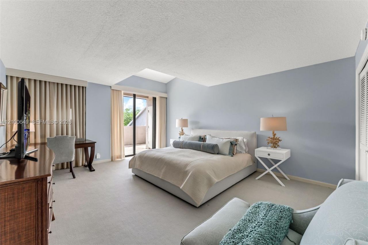 151 Crandon Blvd , Unit 310, Key Biscayne, FL 33149 Photo
