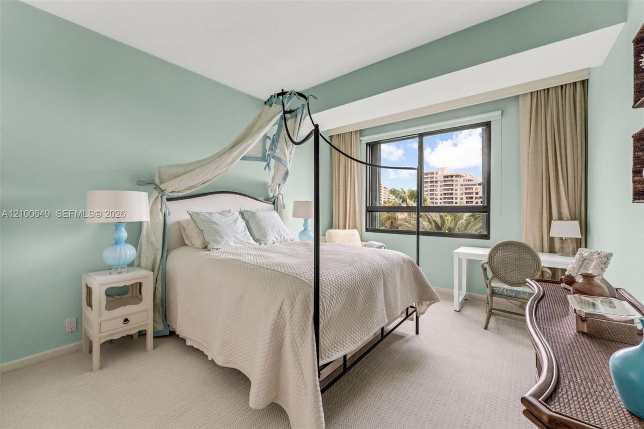 151 Crandon Blvd , Unit 310, Key Biscayne, FL 33149 Photo