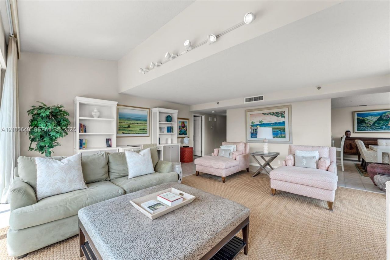 151 Crandon Blvd , Unit 310, Key Biscayne, FL 33149 Photo
