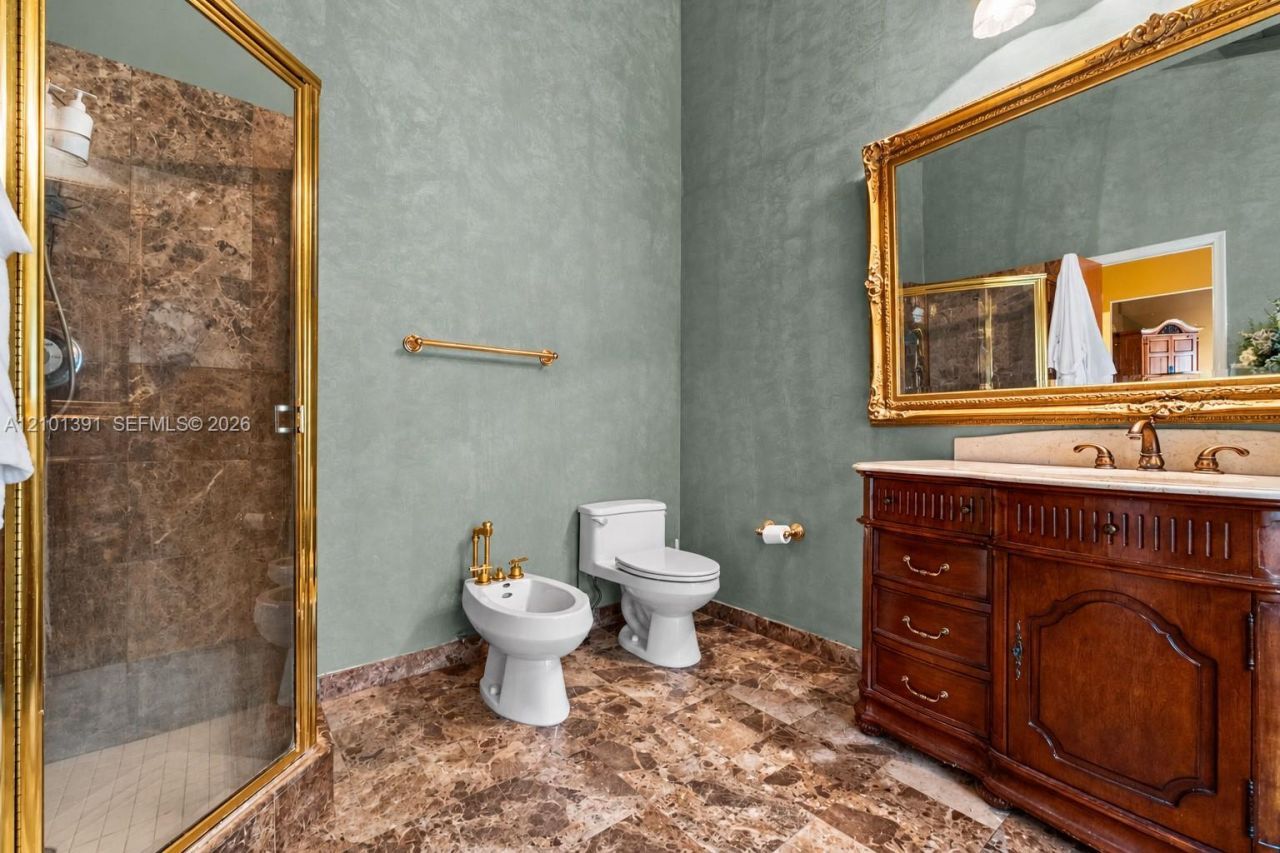10010 NW 135th St, Hialeah Gardens, FL 33018 Photo