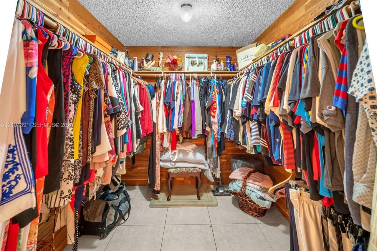 10010 NW 135th St, Hialeah Gardens, FL 33018 Photo