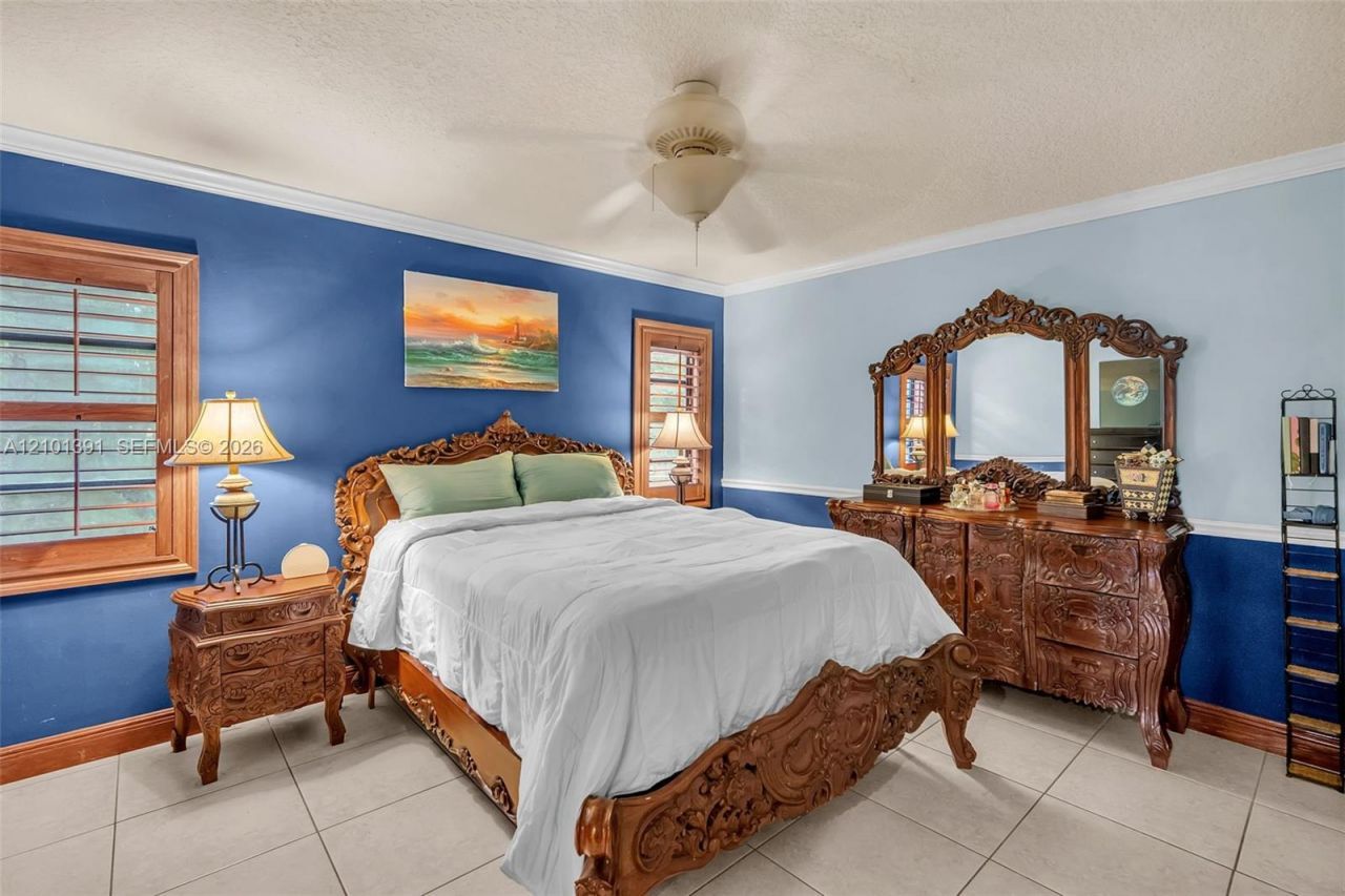 10010 NW 135th St, Hialeah Gardens, FL 33018 Photo