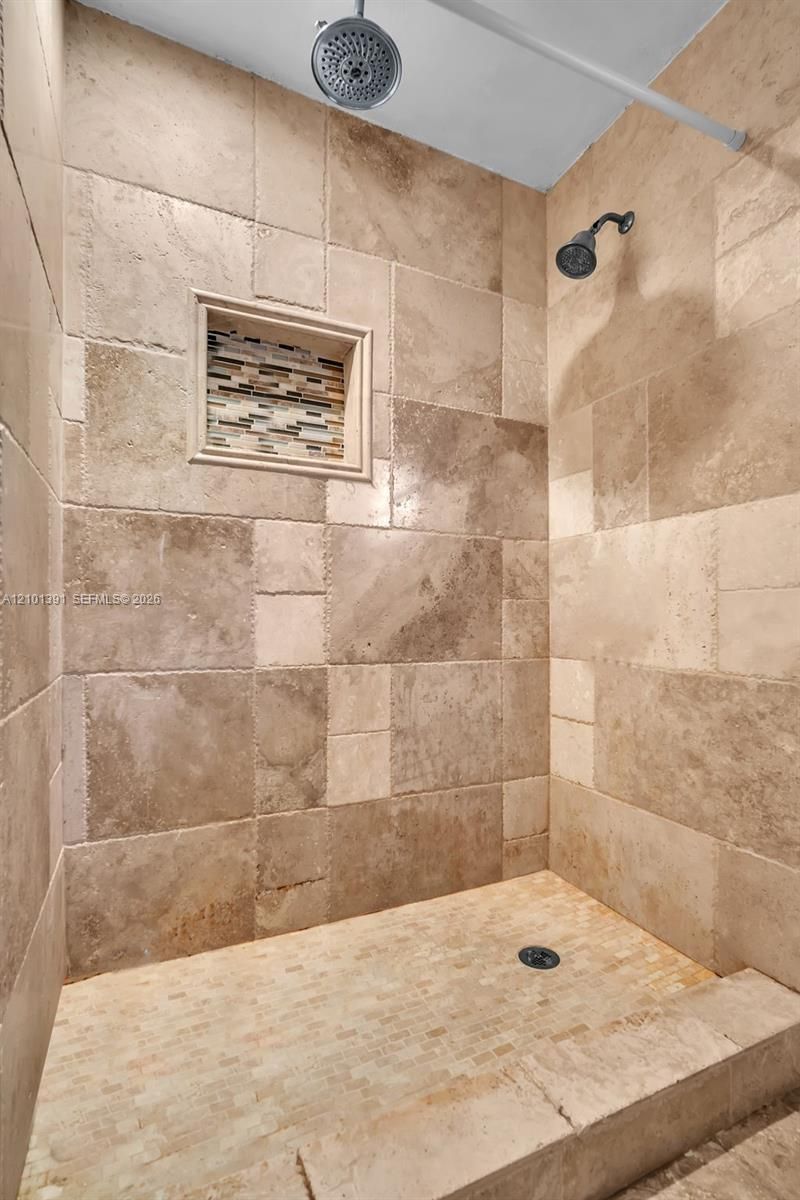 10010 NW 135th St, Hialeah Gardens, FL 33018 Photo