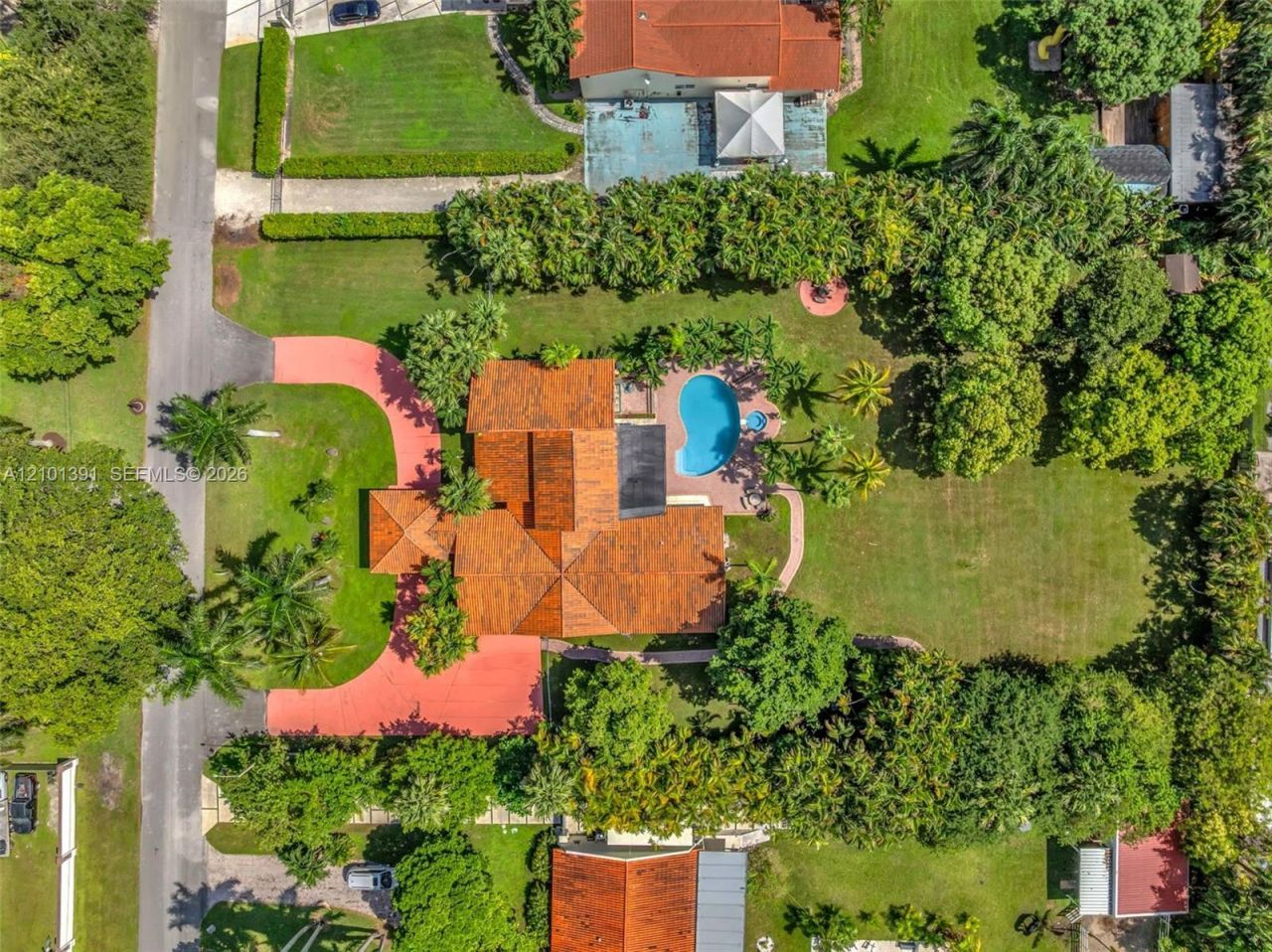10010 NW 135th St, Hialeah Gardens, FL 33018 Photo