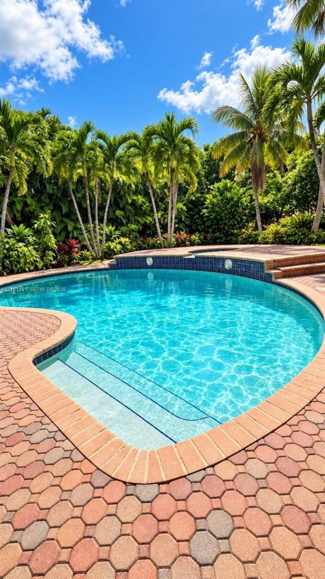10010 NW 135th St, Hialeah Gardens, FL 33018 Photo