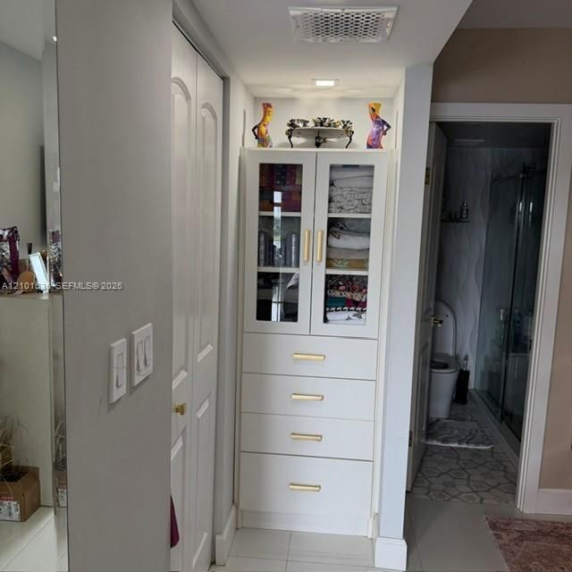 3675 N Country Club Dr , Unit 705, Aventura, FL 33180 Photo