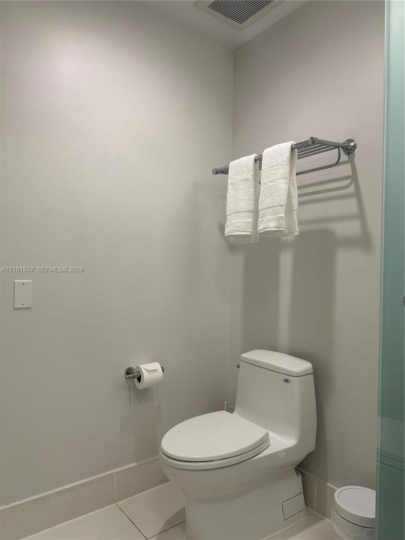 5300 NW 87th Ave , Unit 1007, Doral, FL 33178 Photo