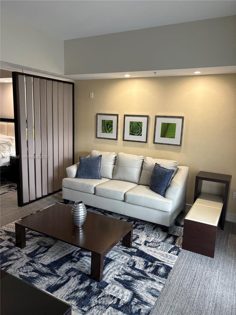5300 NW 87th Ave , Unit 1007, Doral, FL 33178 Photo